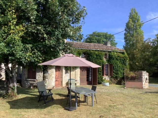 Traditional Charentais Cottage In Countryside 25 Minutes From Royan Balanzac Exteriér fotografie